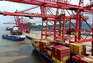 China tightens the rules for transportation of dangerous cargo at Ningbo