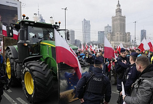 Polish farmers plan to protest until April 30